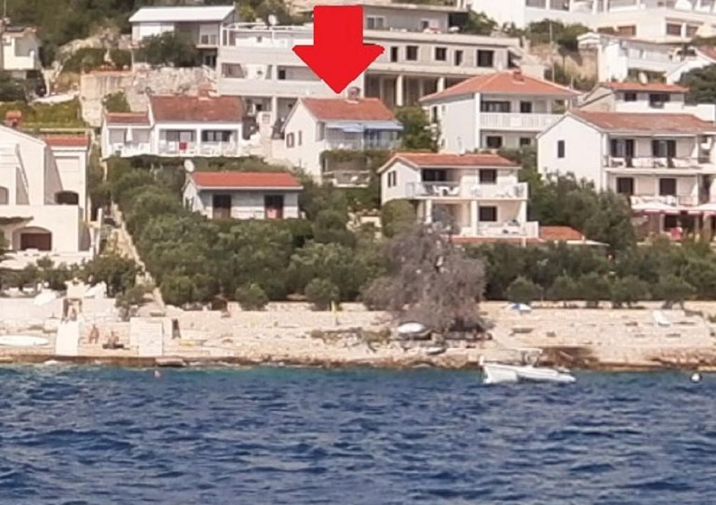Apartments Lovric - 30 Meters To The Beach Trogir Extérieur photo