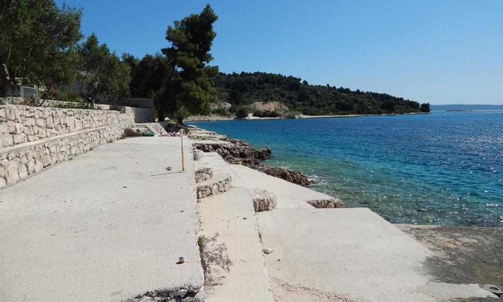 Apartments Lovric - 30 Meters To The Beach Trogir Extérieur photo