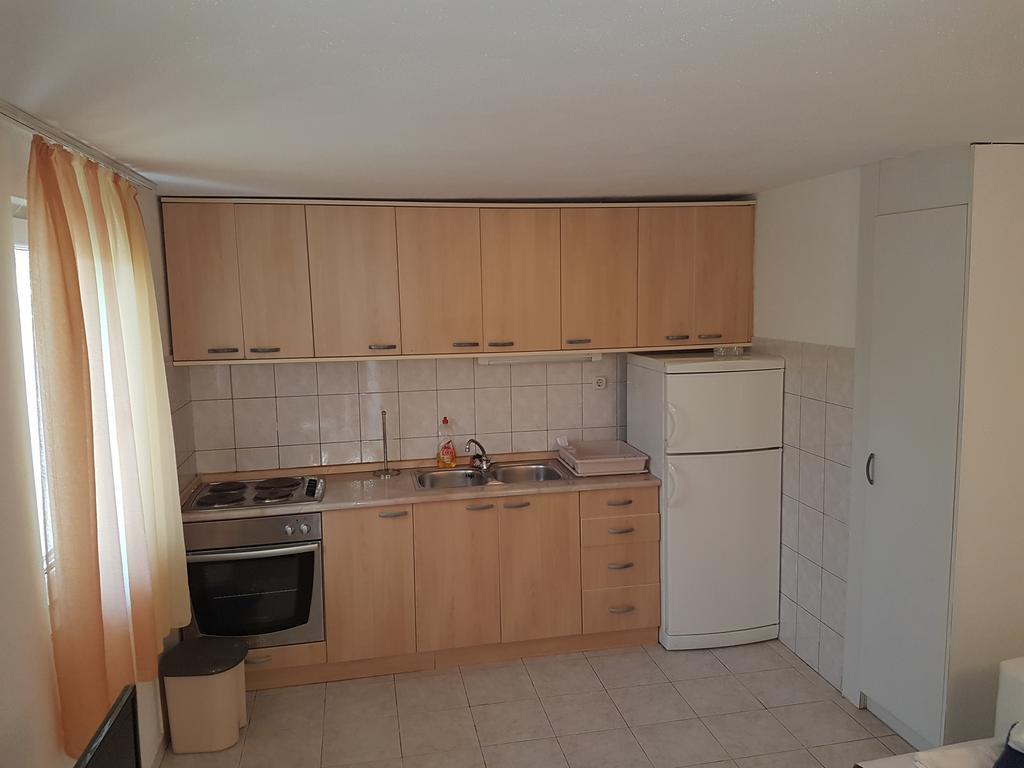 Apartments Lovric - 30 Meters To The Beach Trogir Extérieur photo
